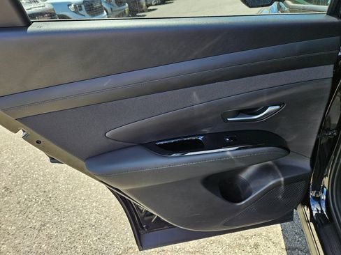 Used 2025 Hyundai Tucson SEL AWD/4WD image 19