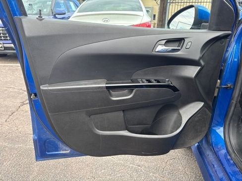 Used 2020 Chevrolet Sonic LT w/ Convenience Package image 19