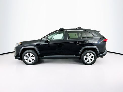 Used 2020 Toyota RAV4 LE image 4