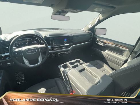 Used 2026 GMC Sierra 1500 Elevation image 28