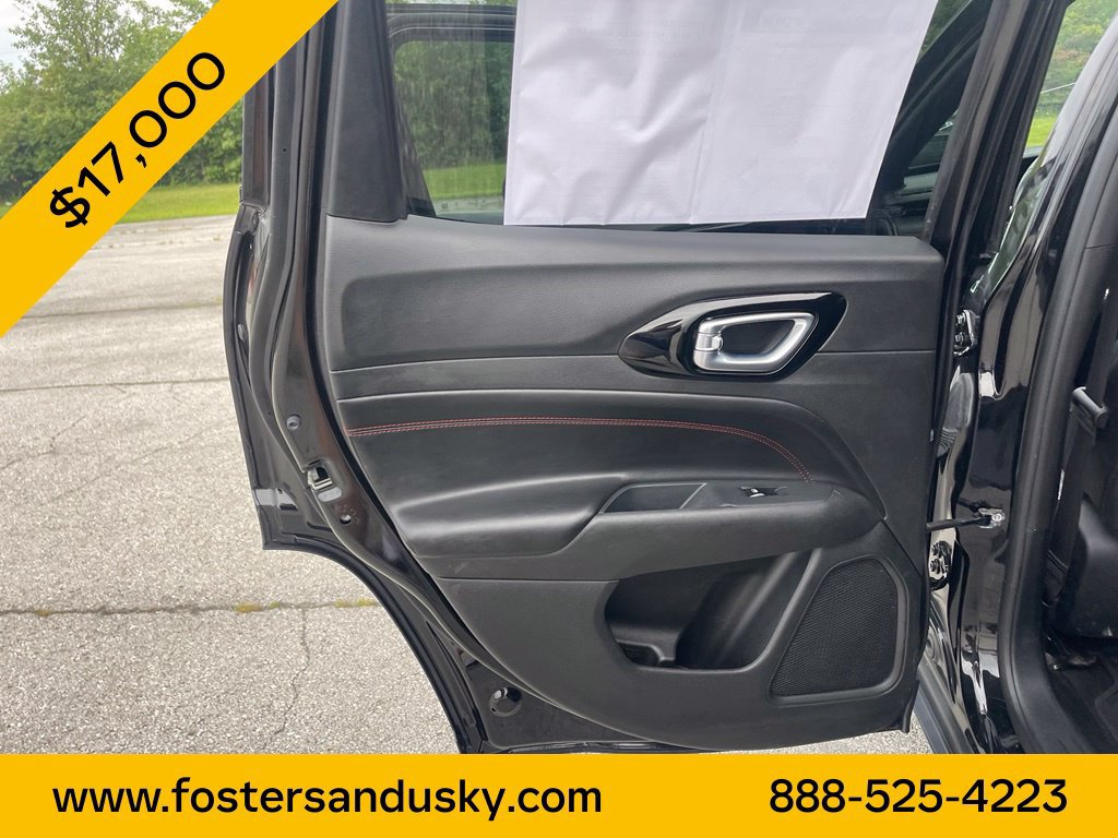 Used 2024 Jeep Compass Trailhawk AWD/4WD image 16