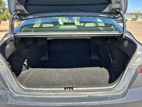 Used 2025 Toyota Camry SE FWD image 19