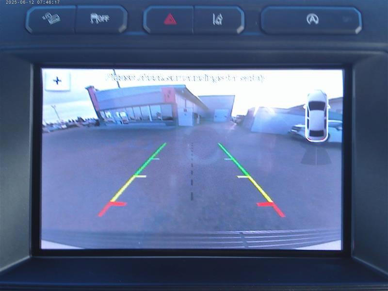 Used 2019 Ford Expedition XLT w/ Equipment Group 202A AWD/4WD image 18