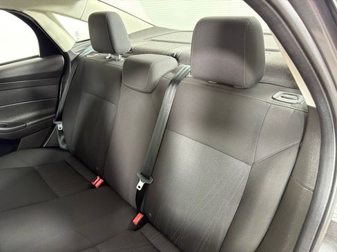 Used 2016 Ford Focus SE image 18