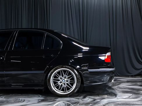 Used 2002 BMW M5 RWD image 11