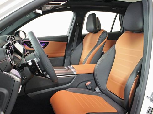 Certified 2025 Mercedes-Benz GLC 43 AMG 4MATIC image 13