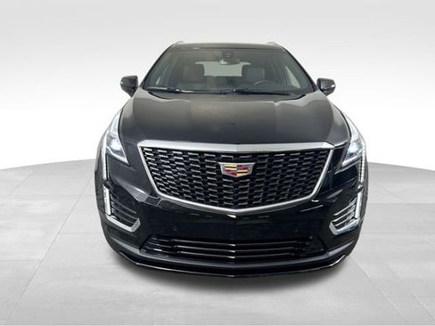 Certified 2025 Cadillac XT5 Luxury image 8