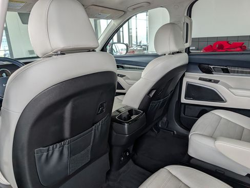 Used 2023 Kia Telluride SX Prestige AWD/4WD image 9