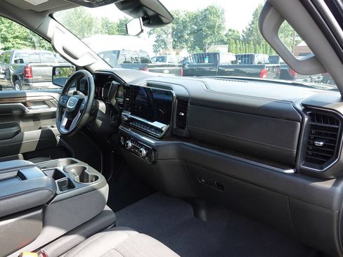 Used 2024 GMC Sierra 1500 Elevation w/ LPO, Elevation Black Package AWD/4WD image 30