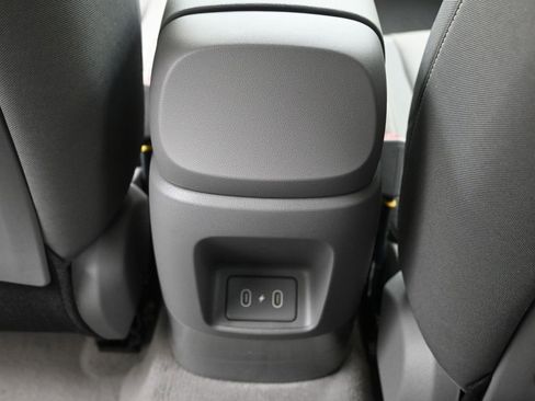 Certified 2025 Hyundai Elantra SEL image 16