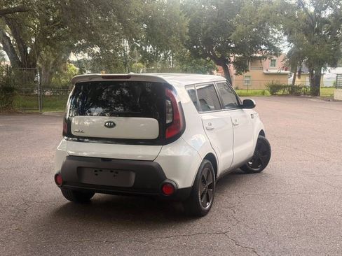 Used 2016 Kia Soul FWD image 6