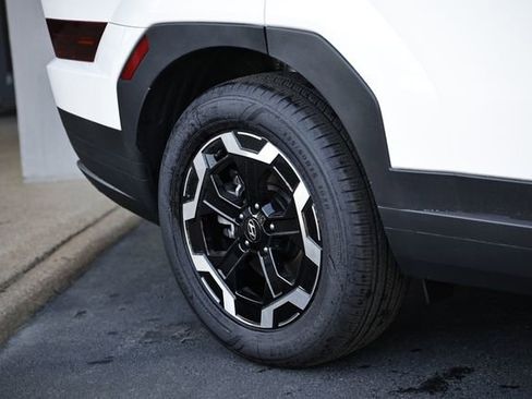 Used 2025 Hyundai Santa Fe SEL image 6