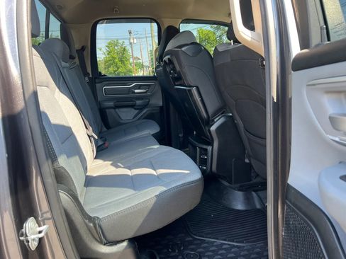 Used 2019 RAM 1500 Big Horn AWD/4WD image 27