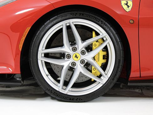Certified 2019 Ferrari 488 Pista Spider RWD image 22