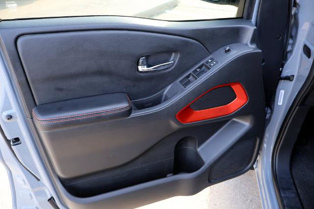 Certified 2025 Nissan Frontier Pro-X RWD image 16
