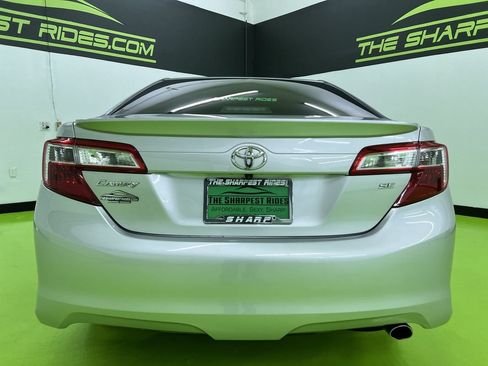 Used 2012 Toyota Camry SE FWD image 8