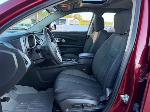 Used 2017 Chevrolet Equinox LT w/ Convenience Package FWD image 13