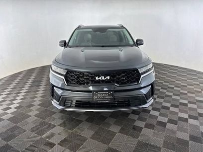 Used 2023 Kia Sorento S w/ Panoramic Sunroof Package
