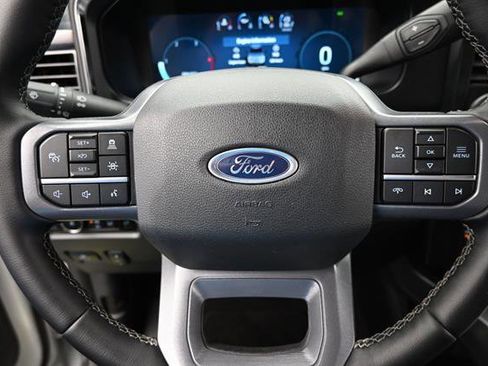Used 2025 Ford F250 Lariat w/ Lariat Ultimate Package AWD/4WD image 11
