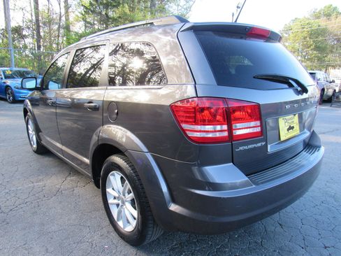 Used 2018 Dodge Journey SE w/ Popular Equipment Group FWD image 5