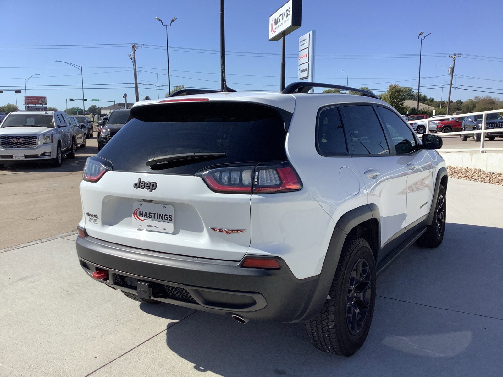 Used 2022 Jeep Cherokee Trailhawk w/ Sound & Nav Group AWD/4WD image 5