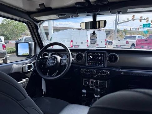 Used 2023 Jeep Wrangler Unlimited w/ Cold Weather Group AWD/4WD image 16