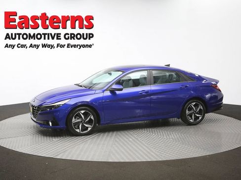 Used 2023 Hyundai Elantra Limited w/ Preferred Accessory Package image 60