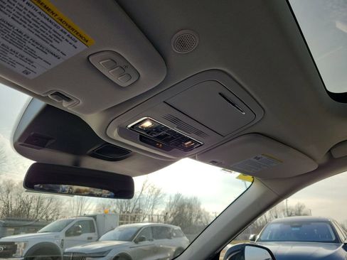 New 2026 Lincoln Aviator AWD image 30