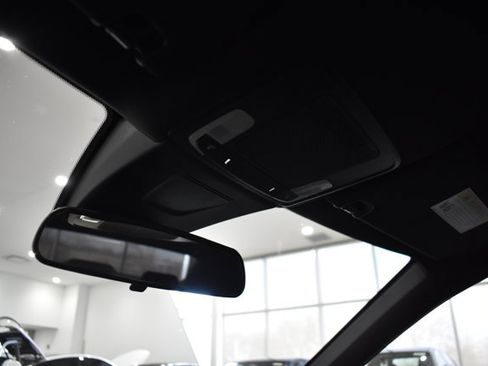 Used 2024 Honda Civic Sport image 31