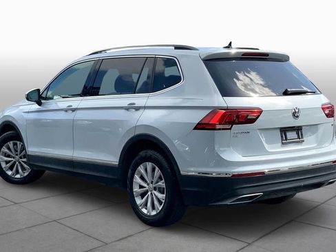Used 2018 Volkswagen Tiguan SE FWD image 12