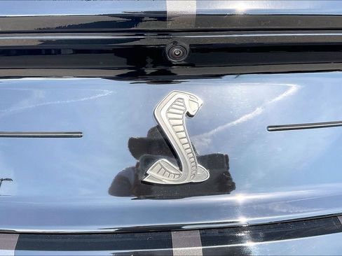 Used 2022 Ford Mustang Shelby GT500 w/ Carbon Fiber Track Pack image 26