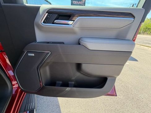 New 2026 GMC Sierra 1500 SLT AWD/4WD image 31