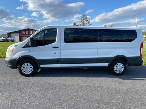 Used 2016 Ford Transit 350 XLT RWD image 2