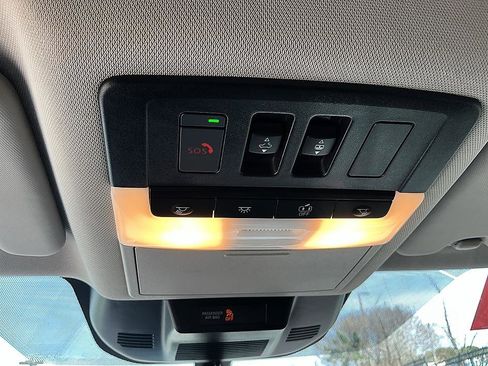 Certified 2023 Nissan Rogue SL image 21