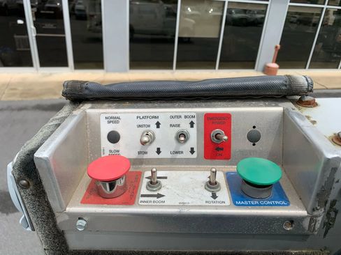 Used 2013 Ford E-350 and Econoline 350 Super Duty image 41