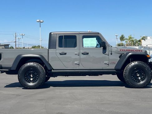 Used 2020 Jeep Gladiator Rubicon AWD/4WD image 3