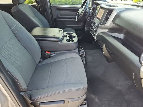 Used 2024 RAM 3500 Tradesman w/ Chrome Appearance Group image 22