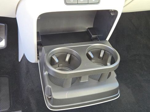 New 2025 Volkswagen ID. Buzz 1st Edition AWD/4WD image 14
