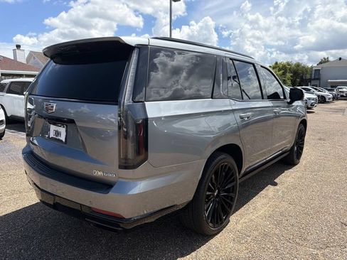 Used 2026 Cadillac Escalade Platinum Sport RWD image 6