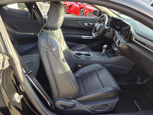 Used 2024 Ford Mustang Premium RWD image 21