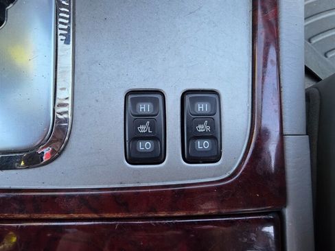 Used 2003 Toyota Land Cruiser w/ Convenience Pkg AWD/4WD image 39