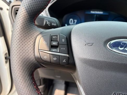Used 2024 Ford Escape ST-Line Elite w/ Premium Technology Package AWD/4WD image 21