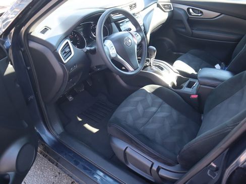 Used 2016 Nissan Rogue S image 13