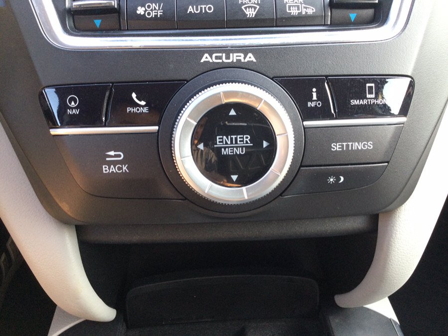 Used 2020 Acura MDX w/ Technology Package AWD/4WD image 38