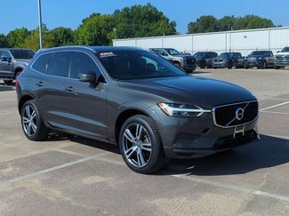 Used 2020 Volvo XC60 T5 Momentum w/ Protection Package AWD/4WD video 3