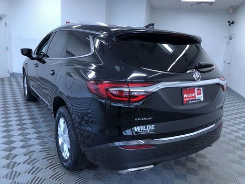 Used 2018 Buick Enclave Essence AWD/4WD image 13