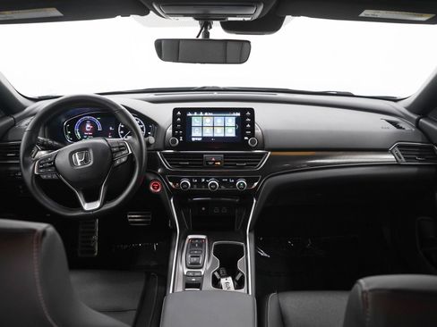 Used 2022 Honda Accord Sport image 11