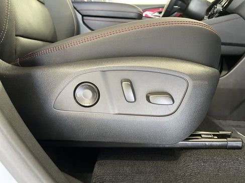 New 2026 Chevrolet Traverse RS image 27