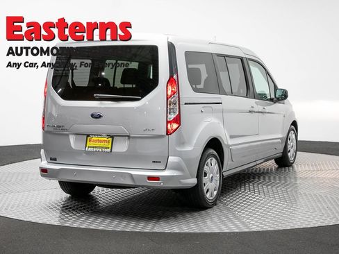 Used 2022 Ford Transit Connect XLT FWD image 5