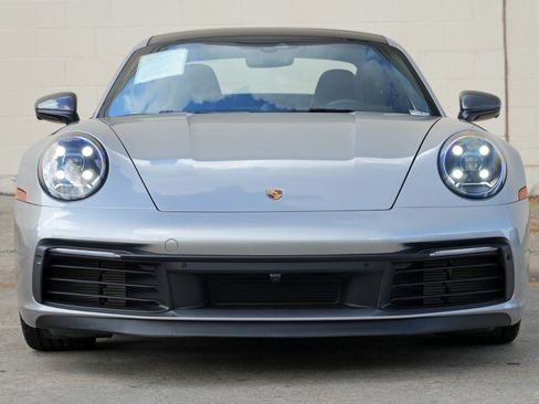 Used 2024 Porsche 911 Carrera T RWD image 7